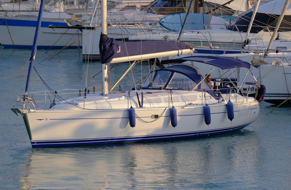 How To Clean Boat Fenders And Extend Their Lifespan